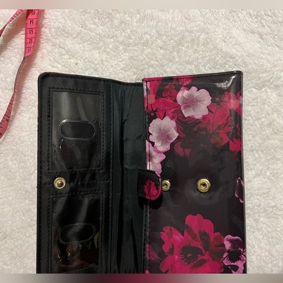 Flora Black Pink Wallet - Picture 3 of 8